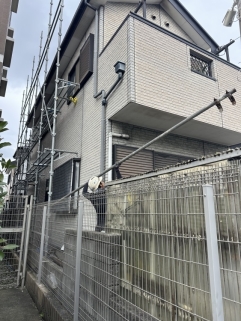 千葉市中央区で外壁塗装が着工／足場設置から施工開始